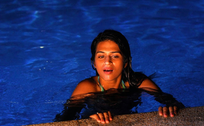 shraddha das bikini , shraddha das spicy unseen pics